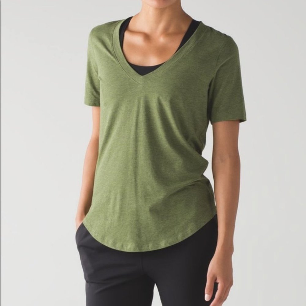 RARE Lululemon Love Tee
